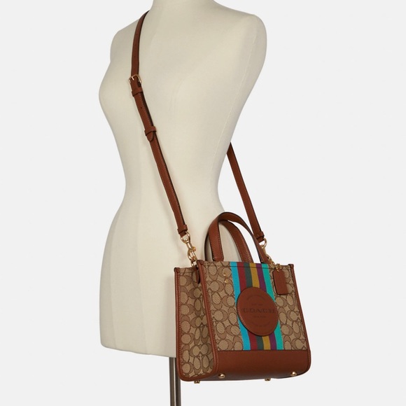 NWT💃Coach Dempsey Tote 22 In Signature Jacquard With Stripe And Coach Patch - Picture 6 of 13